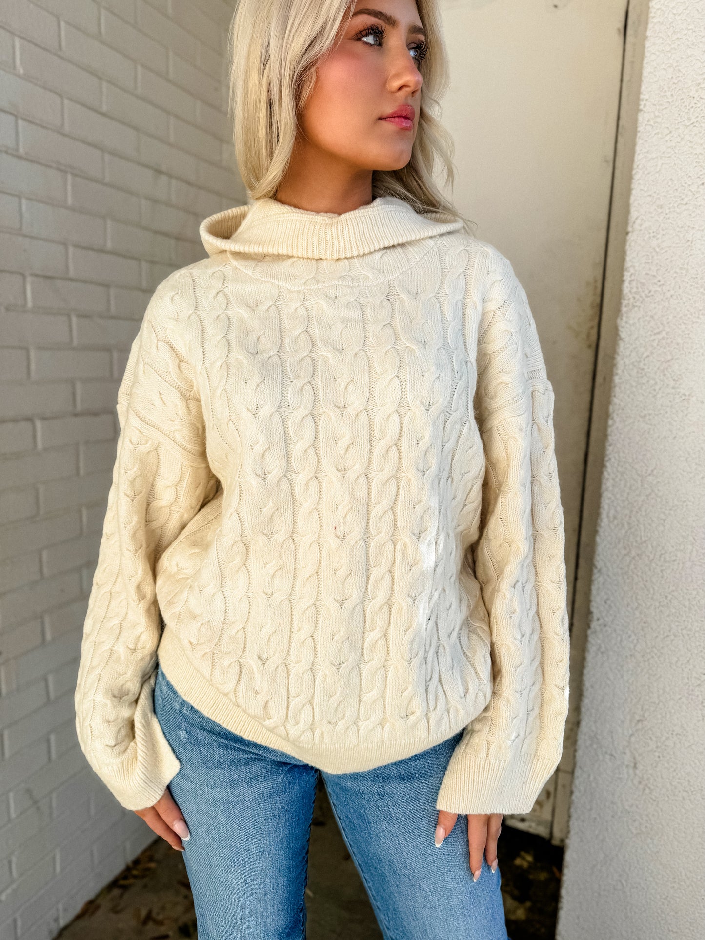 Cabin Stay Cream Sweater