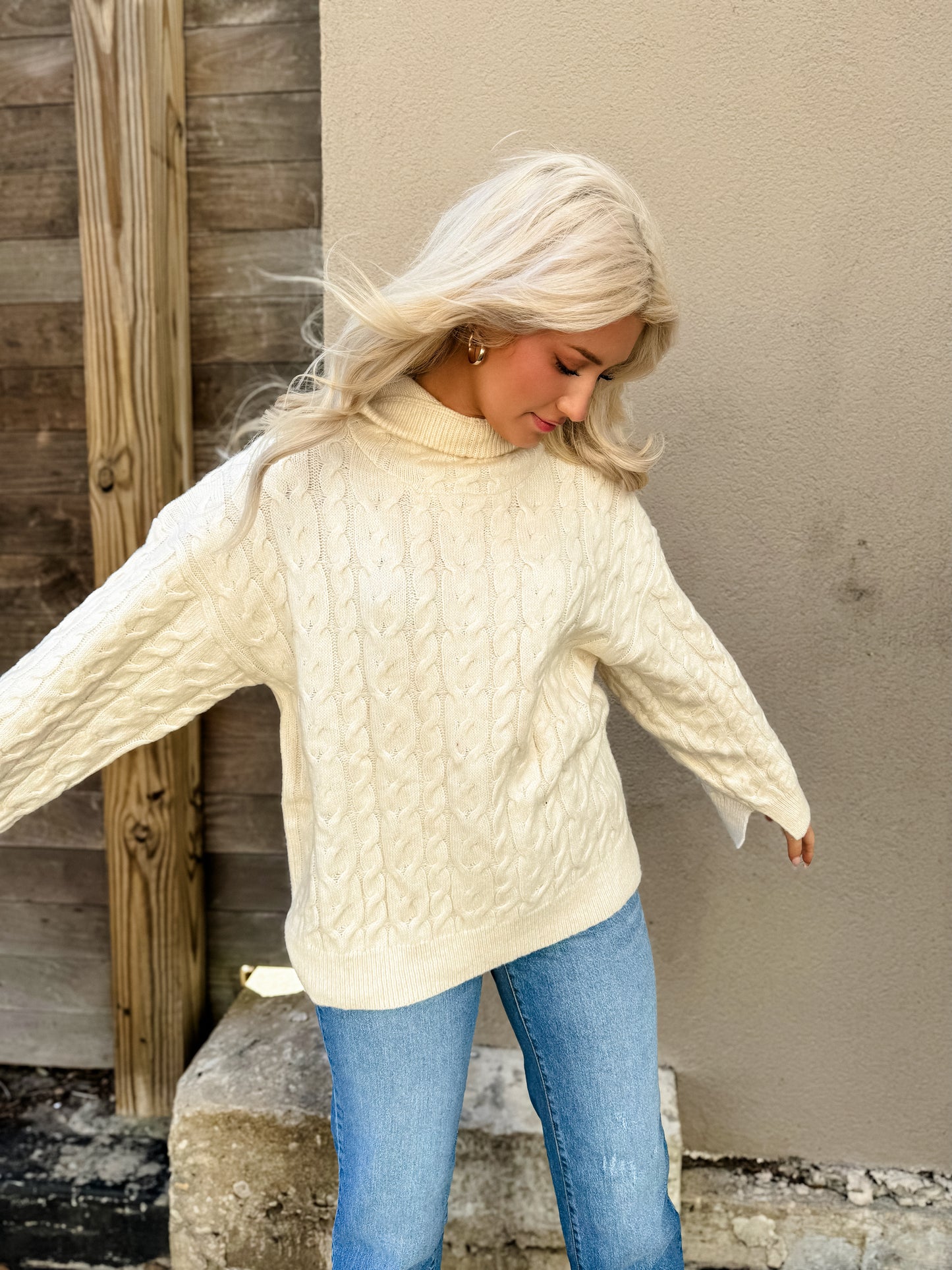 Cabin Stay Cream Sweater