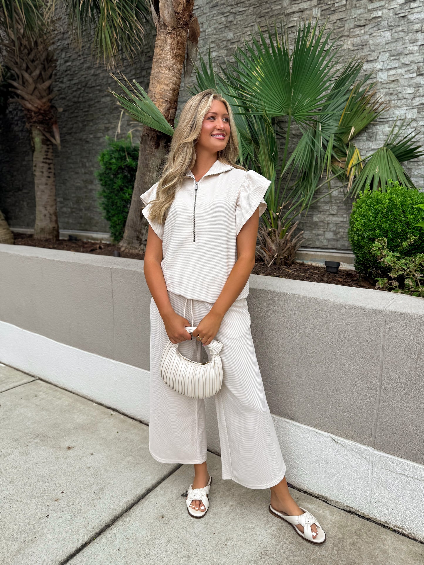 September Lounge Set